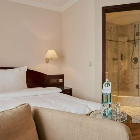 Hotel Wilhelm Busch Нордерштедт Экстерьер фото